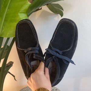 Clarks Low Top Wallabees